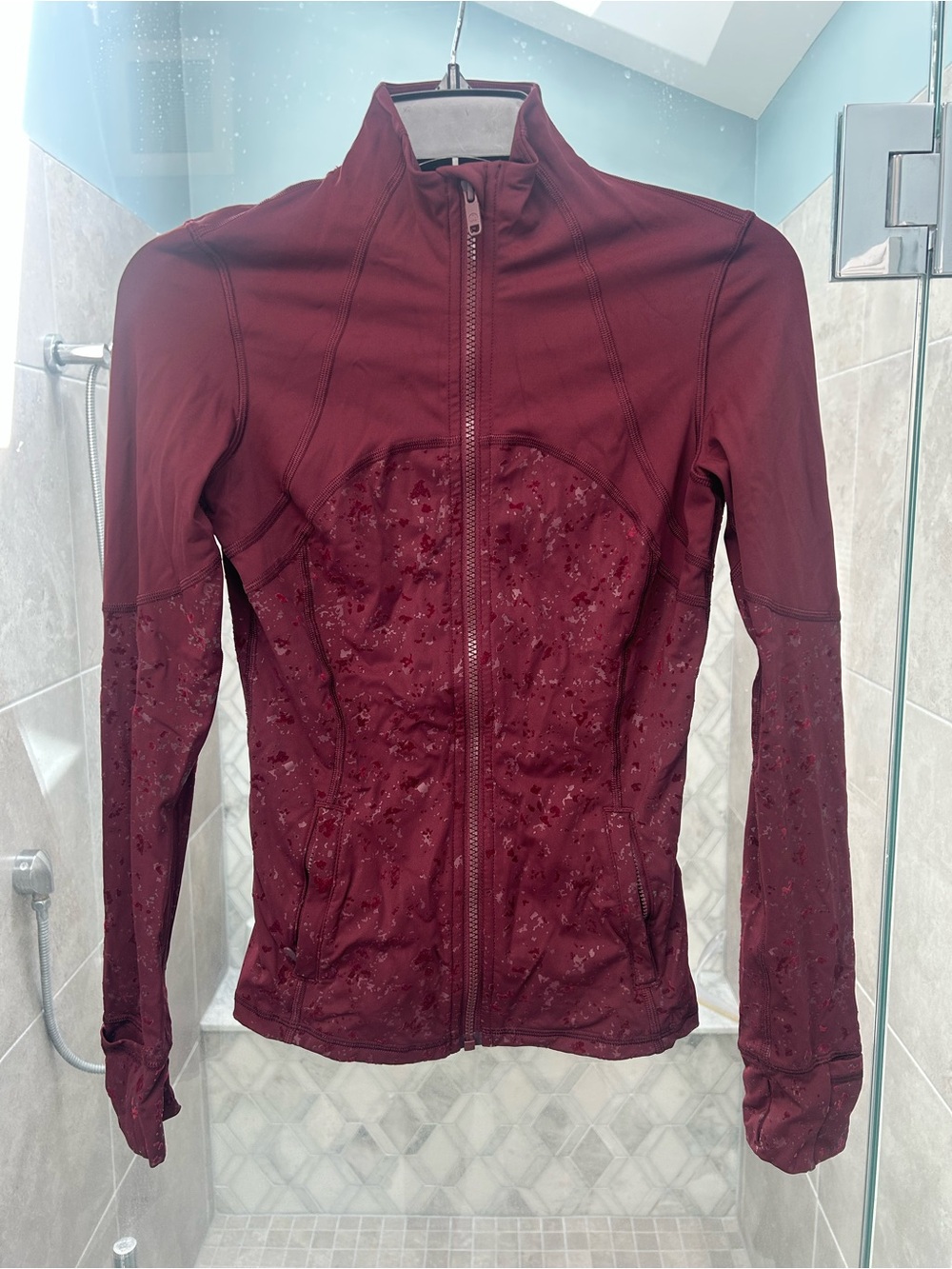 lululemon athletica Women's Define Jacket Burgundy Red Velvet Burnout Pattern